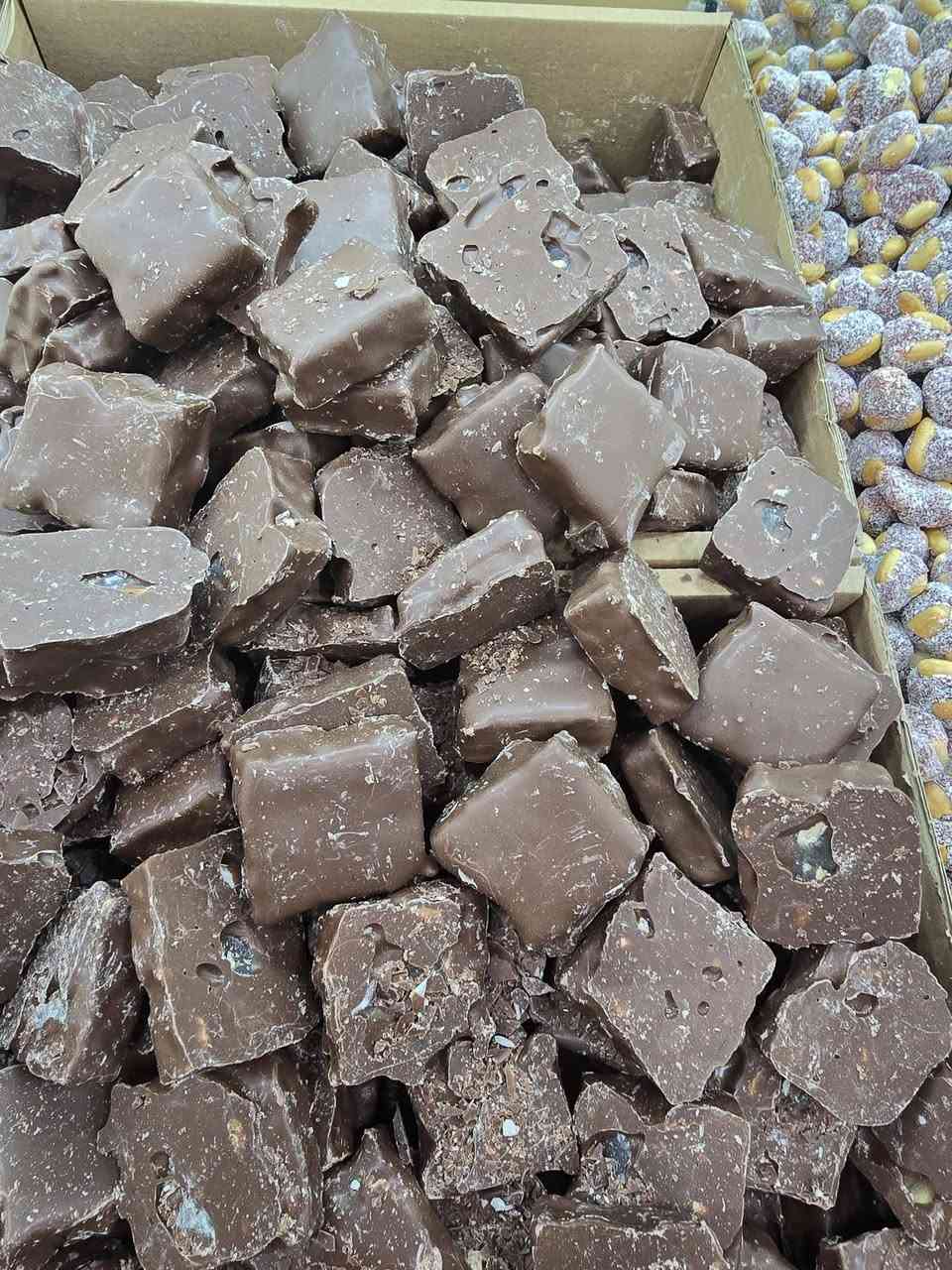 تم تجهيز حلقوم بالمكسرات


**إذا كنت صاحب هذا الإعلان وتريد حذفه لأي سبب، رجاءا أرسل رسالة إلى الدعم الفني**