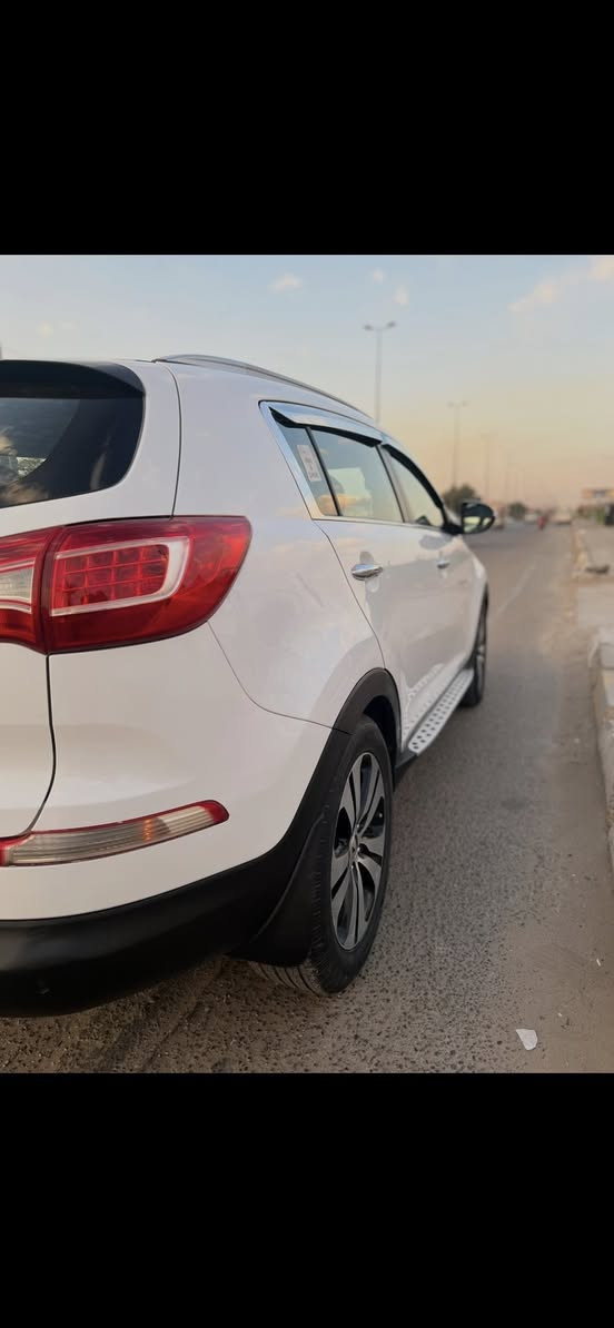 كيا سبورتج خليجي 2011 قطعتين صبغ ماشيه 205 ب133 /***********
