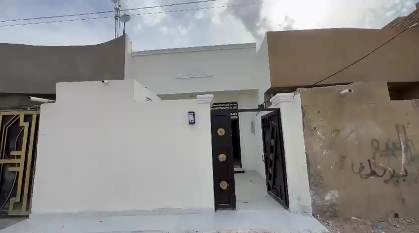 بيت للبيع مساحه 100 صب مسلح طابق واحد  حي الامن الداخلي قرب الشارع العام
يباع اقصاد ونقدي 
سعر البيت بلنقدي 72مليون 
نضام قصد 75 مليون 
بمقدمه 55 مليون 
والباقي  اقصاد شهريآ 
***********
***********

@إشارة
