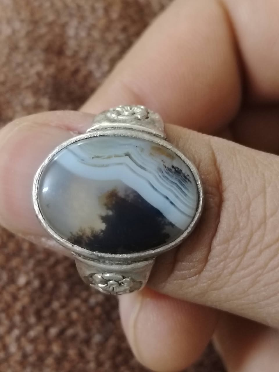 يماني قديم صياغه ثكيله طن فضه ثنينهن ١٥٠


**إذا كنت صاحب هذا الإعلان وتريد حذفه لأي سبب، رجاءا أرسل رسالة إلى الدعم الفني**