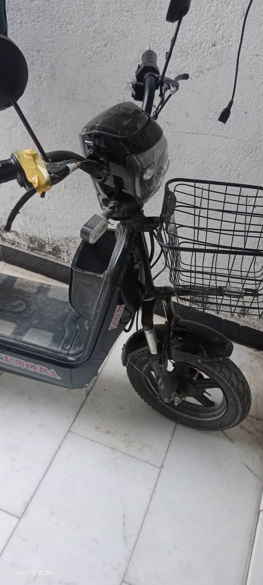 دراجه شحن السعر ٢٥٠ الاتصال باللرقم (***********)
