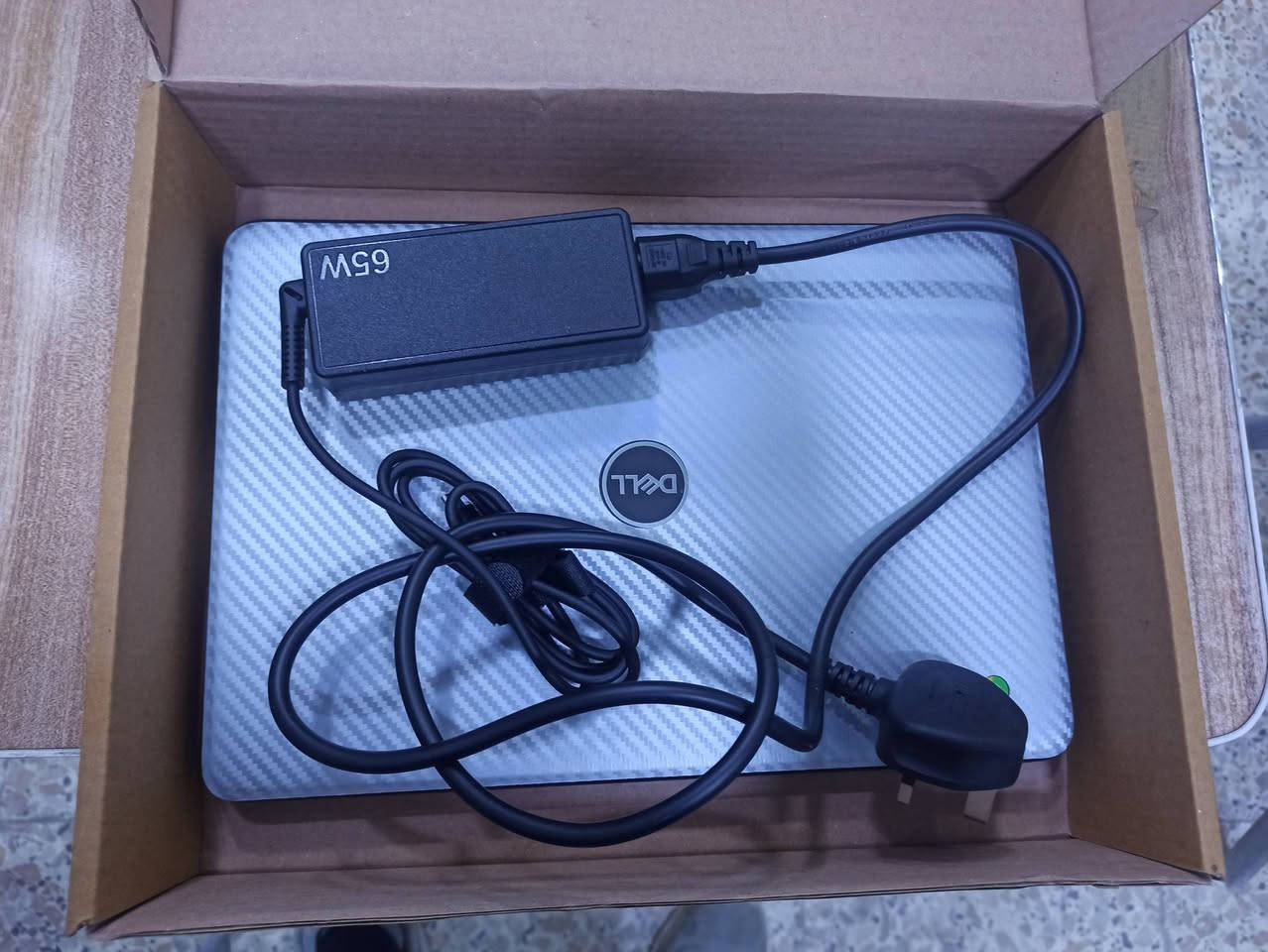 لابتوب امزون كامل المحتويات
من شركه dell موديل 2018 
سعر 110 وبي مجال


**إذا كنت صاحب هذا الإعلان وتريد حذفه لأي سبب، رجاءا أرسل رسالة إلى الدعم الفني**