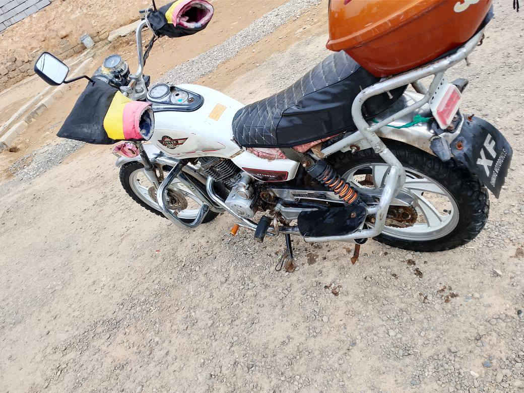 سلام عليكم
ماطور جني بلكين نشاط فول مرتب نكره سلف 
ما ناقصه برقي السعر 350 وبي مجال شي قليل
***********
