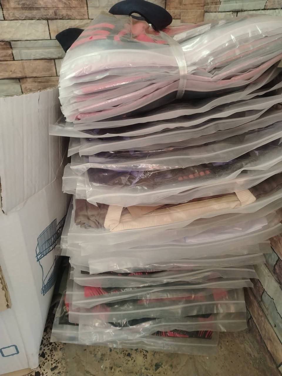 شلعة دريسات اصليه بيع جمله بيهن قطع مفرده وبيهن سيتات قياسات مختلفة سعر قطعة 3500 بدون خاص مابيع مفرد


**إذا كنت صاحب هذا الإعلان وتريد حذفه لأي سبب، رجاءا أرسل رسالة إلى الدعم الفني**