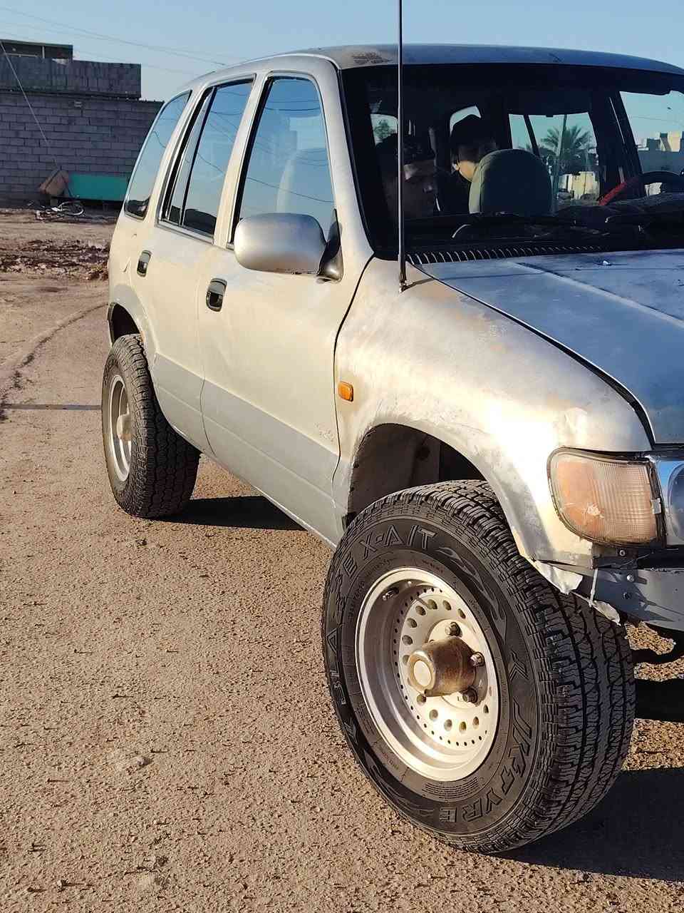 سلام عليكم من رخصة الادمن كياسبورتاج موديل 2000تبريد تدفيه شاصي كشر مكفول من الخياس والحادث فقط جراد صبغ  تحويل مباشر السنويه منتهيه من 2019 السياره شرط كير ومحرك ماعده لاستيك ولف وشرط التحويل السعر 45 وتدلل *********** @إشارة
