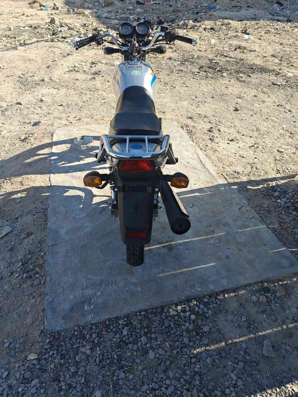 دايون عظم 2024 اوراق دراجه نظيفه ممتعوبه
نسبة نظافه 90% بيع مستعجل 
السعر 1500 مليون ونص
***********
‏‪***********‬‏
