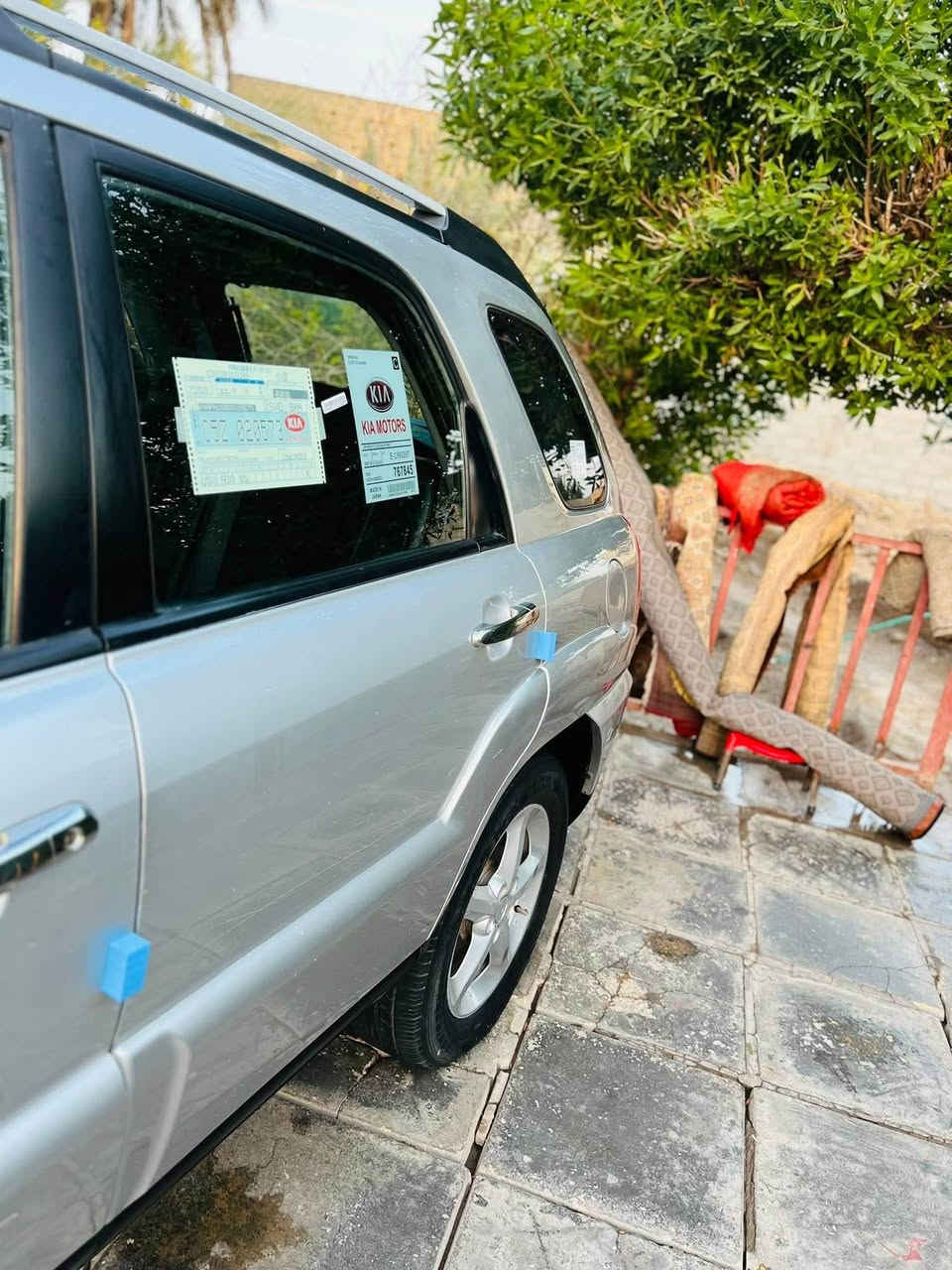 السلام عليكم كيه سبورتج للبيع موديل 2010مكفوله كفاله عامه من ضربه والتبديل والصبغ تخم تاير جديد حداديه جديده تبريد تدفئه محرك كير خير من الله سياره جاهزه ما ناقصها ولا برغي شاشه حساسات خلفيه كامره  
السعر 112وبيه مجال 

التواصل اكثر 
***********
*********** الشطره, ذي قار
