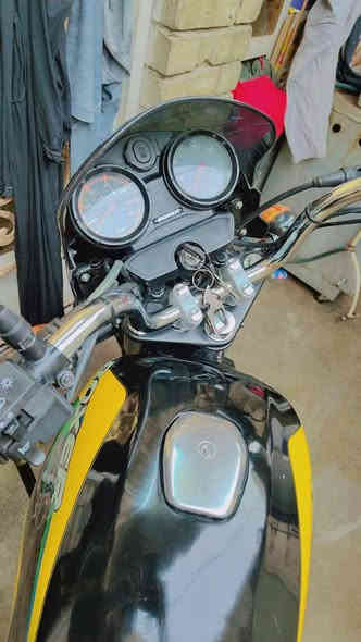 سلام عليكم بوكسر موديل 2023 دراجه رمبه بحاله الوكاله الدراجه مبدله دهن مرتين ماشيه 1500 مرقم لوحتين انكليزي سنويه لحد 2030 الدراجه جديده بمعنه الكلمه المكان بغداد العبيدي الاستفسار موجود خاص وهاتف ***********
