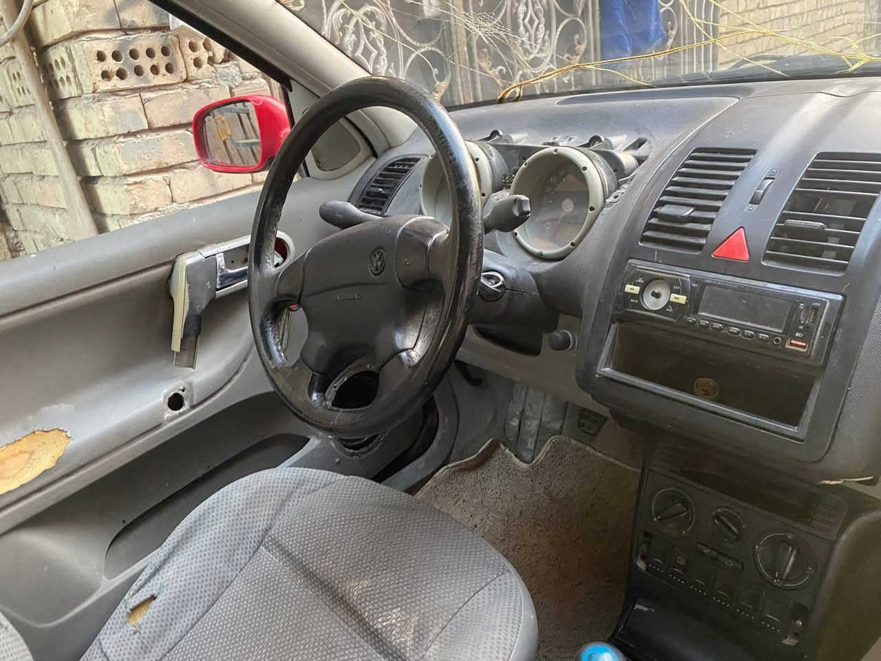 السلام عليكم
البيع فولكس واكن بولو موديل ٢٠٠٠
ابيعه كوم حديد لحد يكلي  شبيه مابيه
( تكفل فقط تحويل) سنويه ساقطه ٢٠٢٢
تحويل موجود 
السعر ٢٢ ورقه بيش مجال بسيط كلش
رقم ***********
