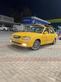 هونداي فيرنا 2015بلاديه مامعيوده بيهه فقط طخه باب السايق مكينه كير صدر...