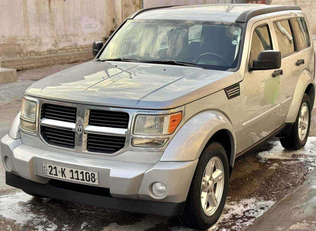 السلام عليكم للبيع دوج نترو موديل 2008 وارد كندي كفالة عامة صبغ ضربة تبديل فتح مكينة وكير بل كارتون برغي ما مفتوح بيهاا حجم المحرك 6سلندر 3700 مكفول حدادية وتخم تاير كلة جديد تدفئة وتبريد شغال السيارة تحكم ستيرن اربع جهات كروز سرعة رقم سليمانية الدولي بأسمي سنوية 2029 هزة 2027 سيارة بلادية على وضع الشركة وجاهزة برغي ما بيها نقص  .

_______________________________________

العنوان :البصرة الامن الداخلي .

السعر : 96 وبيها مجال 

للأستفسارالأتصال:***********
