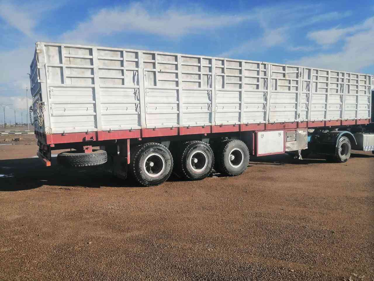 السلام عليكم للبيع عربانه جناب الطول 12او نص ارتفاع 185 مكفوله كفاله عامه لاستفسار لاتصال علئ الرقم *********** /***********
