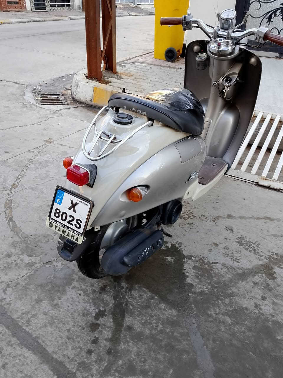 سلام عليكم دراجه للبيع عبدحليم جديد فول مواصفات تاير 2 جديد كفر بلادي محرك ممفتوح فحل سعره 500 عنوان كركوك حي عدن رقم الهاتف ***********
