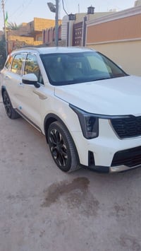 كيه  سورنتو موديل 2025خليجيه 6 سلندر هاند بريك بصمه ويل 20 كشن كهربائي...