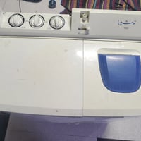 غسالة جديدة نظيفة على فحص 70 الف 07724841555