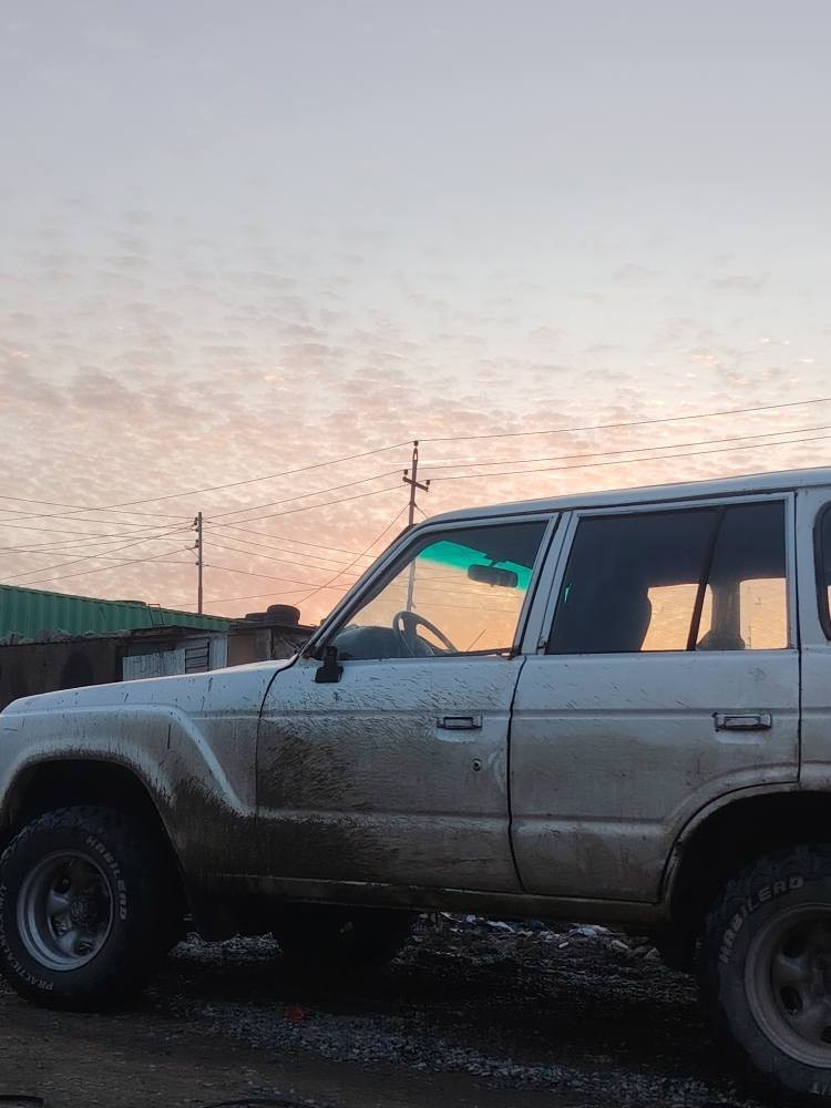 لاندگرۆزەر 1986 
10گەڵا قفڵیەتی بۆ معامەلە تێل مەکە تکایە
 پارەم زۆر زۆر پێویستە گەرنا بەوەنەم نەئەدا

***********

***********

کەوەری 3f

مەکینەی 2f

6گێرە ئەکسل و شتی مەزبوت بەس ئەکسلی پێشەوەم دەرکردووە بەکاملی لەگەڵیا ئەتەمێ

ئارمی پلاستیکی سلێمانی بەهەدیە ئەیدەم بەشەرتی غەرامەو شت نایدەم

ماڵی مەدەنی بەشەرت

کارەبایی هەمووی ئیشەکات لایت و بەگلایت و گێچی بەنزین و حەماوە و پاتری

تەجیل و مکەبەرە ئیشەکات

کوشنی دواوەی تیا نیەو لەگەڵیشی نیە

عەینەو کلاجی دوو مانگە گۆڕاوە دەبڵ گێڕیشی ئیشەکات بێکێشە

شوێن سلێمانی السليمانية, العراق
