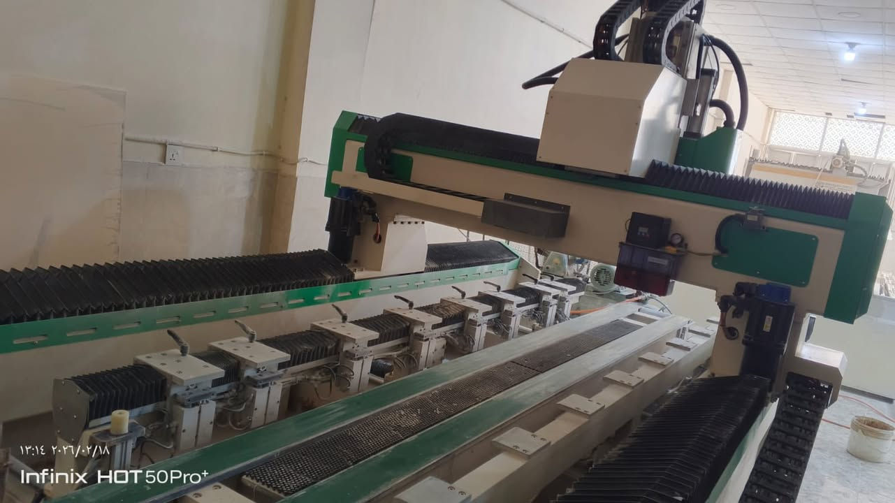 السلام عليكم مكينة للبيع خاصة بقص المرمر والبورسلين قاطعة+ ثقب
اسم المكينة CNC 
فول اتوماتيك وتحكم ذاتي عن طريق الحاسوب عن بعد المكينة مشتغلة 49 مرة 
للاستفسار خاص او عل رقم ***********
