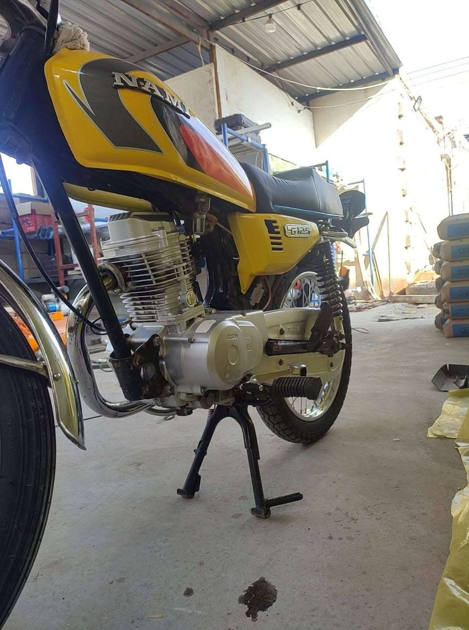 سلام عليكم من رخصت الادمنية دراجة 23اوراق دخول شلامجة مكينة اليوم شديتهة بعدهة بدهن الشركة بصرة ابوالخصيب رقم***********
