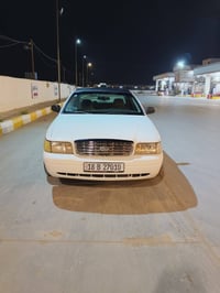 فورد فكتوريا بوليسي موديل 2007 سيارة مال مزاد ورقمتها مصبوغة عام بدون ...