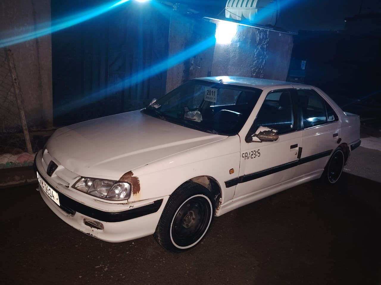 سلام عليكم 
بيجو بارص خصوصي مديل 2011
سنويه 29 بسمي
تخم تاير خط ابيض 
كير ومكينه فرنسي جدد 
حداديه 60/100 
طخاتها مثل ماموضح بلصور مبينات 
دوشمه جديده 
كهربائيات كامله 
سياره كلشي ماناقصها 
السعر 32  
اتصل ***********
