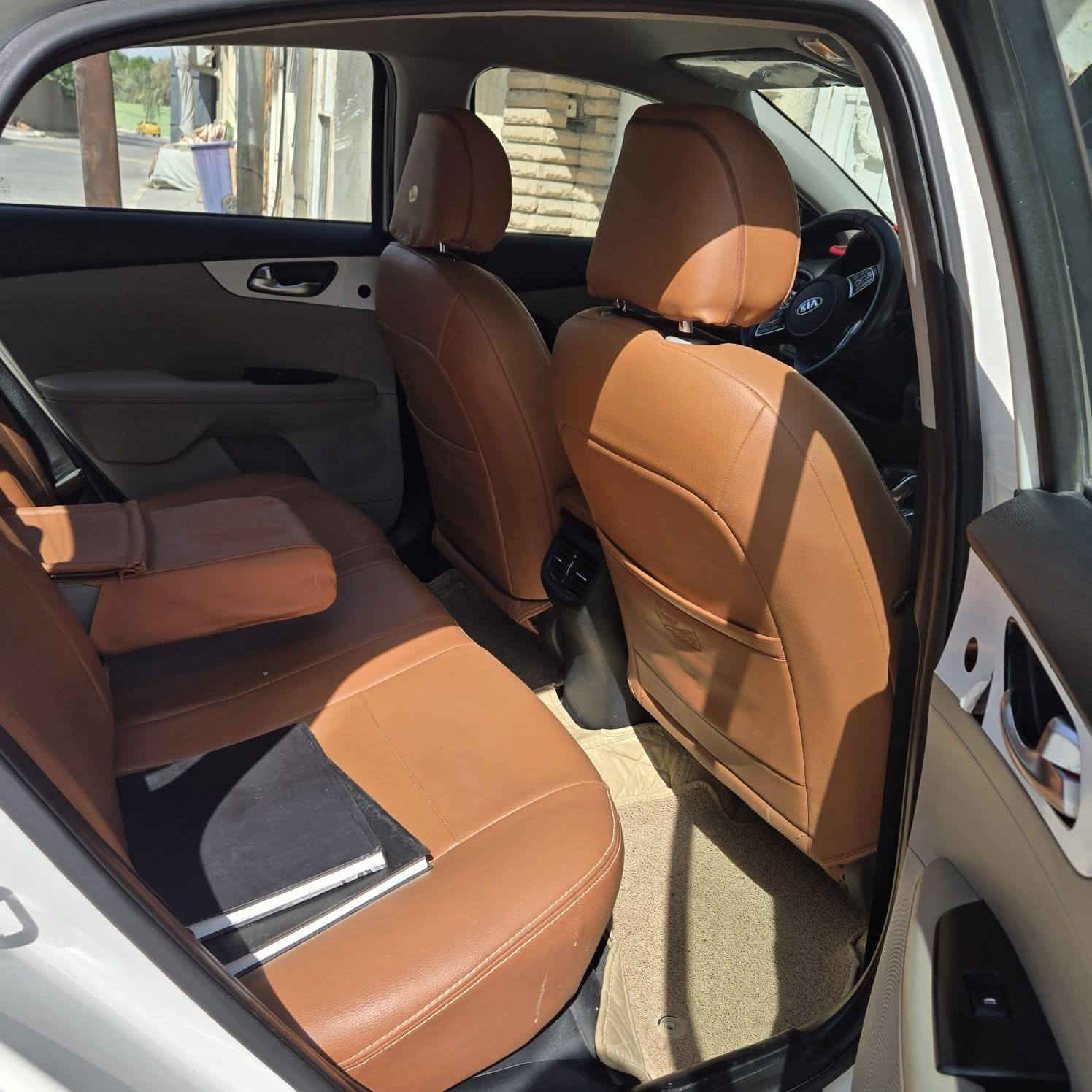 سيراتو 2020 خليجي للبيع فقط
كفاله عامه 

رقمها.  A13-99155 مشروع وطني 

-محرك 1600 

-بصمه 

-تشغيل عن بعد

فول عدى الفتحه 

مكاني السماوه 

السعر 165 

***********
