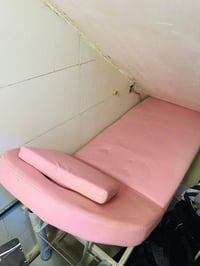 غراض حلاقه للبيع نظيفات جدا للاستفسار 07883462079