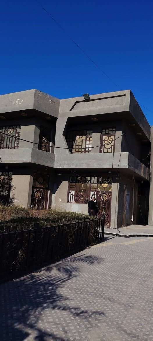 دور الضباط حي الجوادين الاولى
يالله
اقره التفاصيل
 قبل الاتصال 
*********** اتصال +وتساب
الدار للبيع طابقين بناء حديث
دور الضباط حي الجوادين
يبعد عن الشارع الرئيسي 100 متر
المساحة 600 متر
البيت فارغ حاليا يعني تستلم كبل مفاتح وتسكن بي
السعر 137 بي مجال تم تخفيض السعر مستعجل ع البيع
