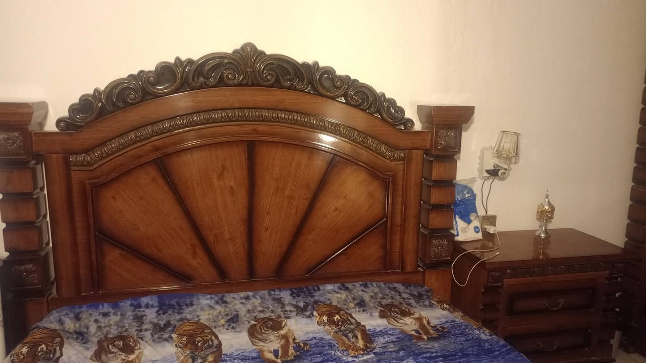 السلام عليكم غرفة ماليزيه للبيع سعر 600 وبيها مجال 8 قطع سبب البيع لصغر المكان المكان الدورة حي الصحه


**إذا كنت صاحب هذا الإعلان وتريد حذفه لأي سبب، رجاءا أرسل رسالة إلى الدعم الفني**