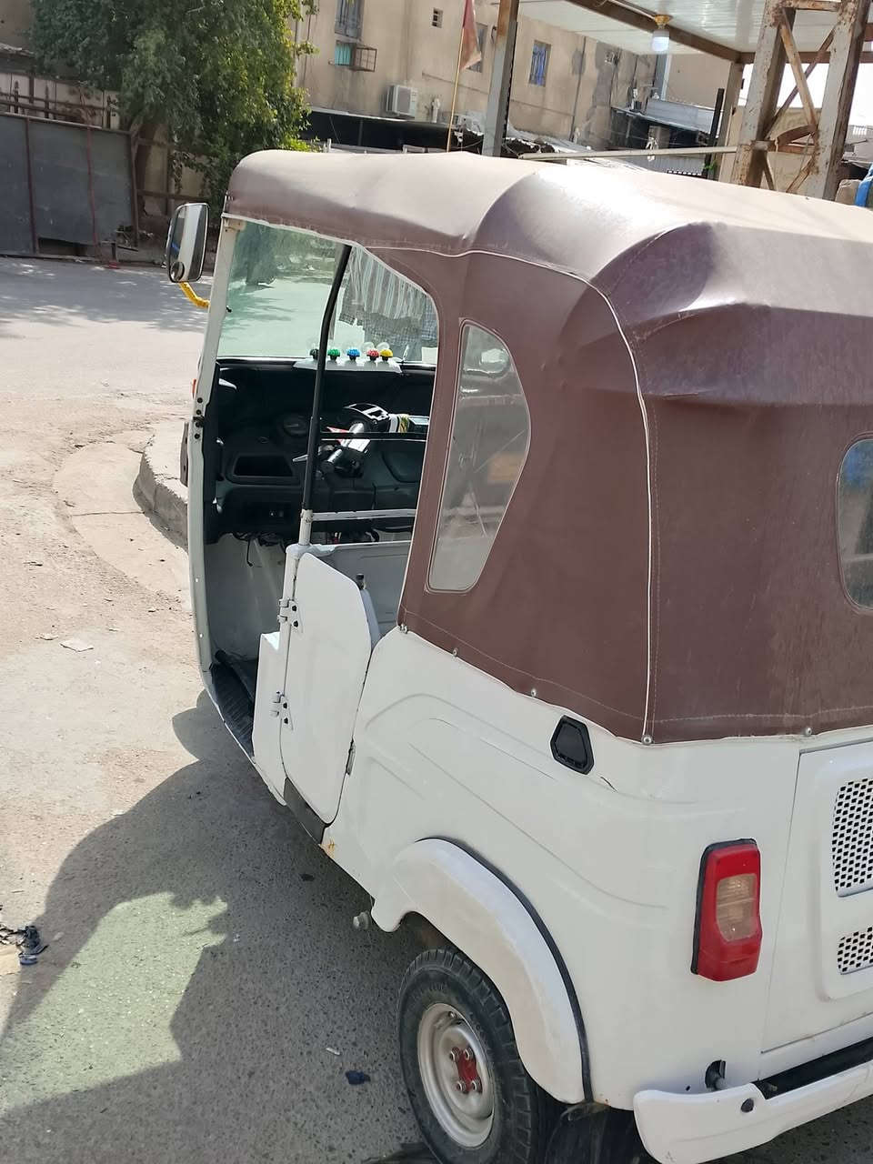 السلام عليكم خوان تكتك 22 نضيفه البيع مكاني الدوره الميكانيك مكينه نضيفه ومافتوحه لوحات نكليزي مشي معامله بأجر استلمهن *********** كفاله من الضربه وصيغ ومعجون
