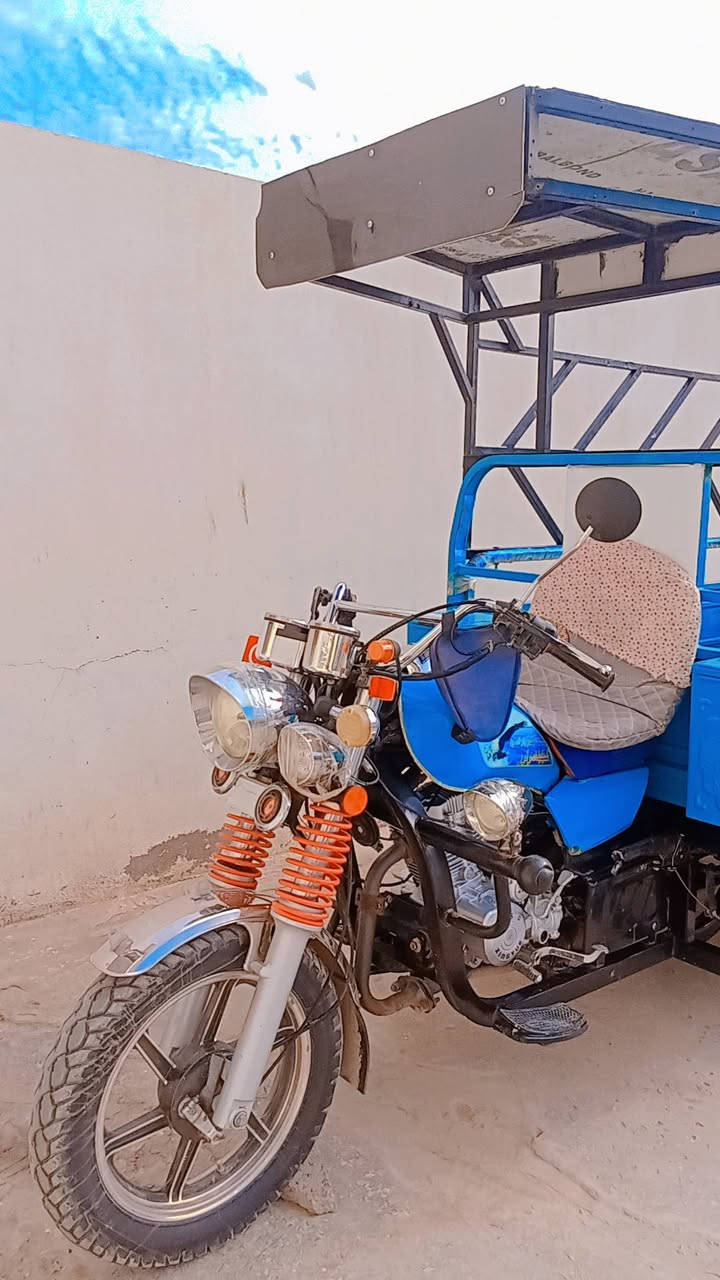 السلام عليكم شباب ستوته للبيع نظافتها كدامكم احلى من الصور اوراقها كاملة مابيها اي  نقص مكفوله كفالة عامة السعر مليونين 200 مكاني المحمودية الاستفسار الرقم ***********
