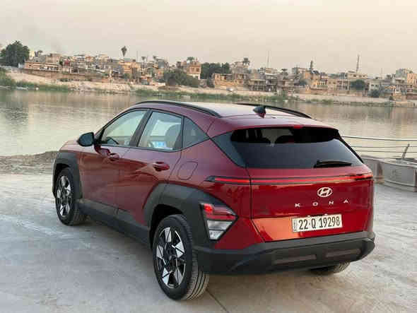 السلام عليكم
للبيع فقط بدون مراوس
سعر مناسب 🔥(172)🔥وبيهة مجال بسيط

هونداي كونا 2024 
ماشية (9) الأف فقط زيرو بعدهة جديده بوضع الشركة مرقمه اربيل تحويل وكاله مضمون حادث سطحي  جاملغ وبنيد وحافة باب  مصبوغ  شواصي مكفوله ايرباك برده فقط صور الحادث بلمنشور 

🔥فوول مواصفات عدى الفتحه🔥
كير. تعليك جديد💯
بصمة تشغيل وبصمة ابواب
كاميرة دواره
تبريد قطعتين امامي وخلفي
شاحن لاسلكي واير ليس
ويل كب كروم
كشنات كهربائي
مصابيح LED أمامية.
مصابيح LED خلفية.
أضواء ضباب.
أضواء LED ساطعة خلال النهار
نظام الدخول الذكي.
نوافذ كهربائية.
محرك 2000 دوش
مداخل تايبسي
حساسات خلفية لصف السيارة
نظامي  Android Auto و Apple CarPlay.
نظام الملاحة GPS.
اتصال Bluetooth.
اتصال USB.
نظام تثبيت سرعة ذكي.
تشغيل المحرك عن بعد.
نظام تثبيت السرعة.
عنواني بغداد الكاظمية
للأستفسار *********** بغداد
