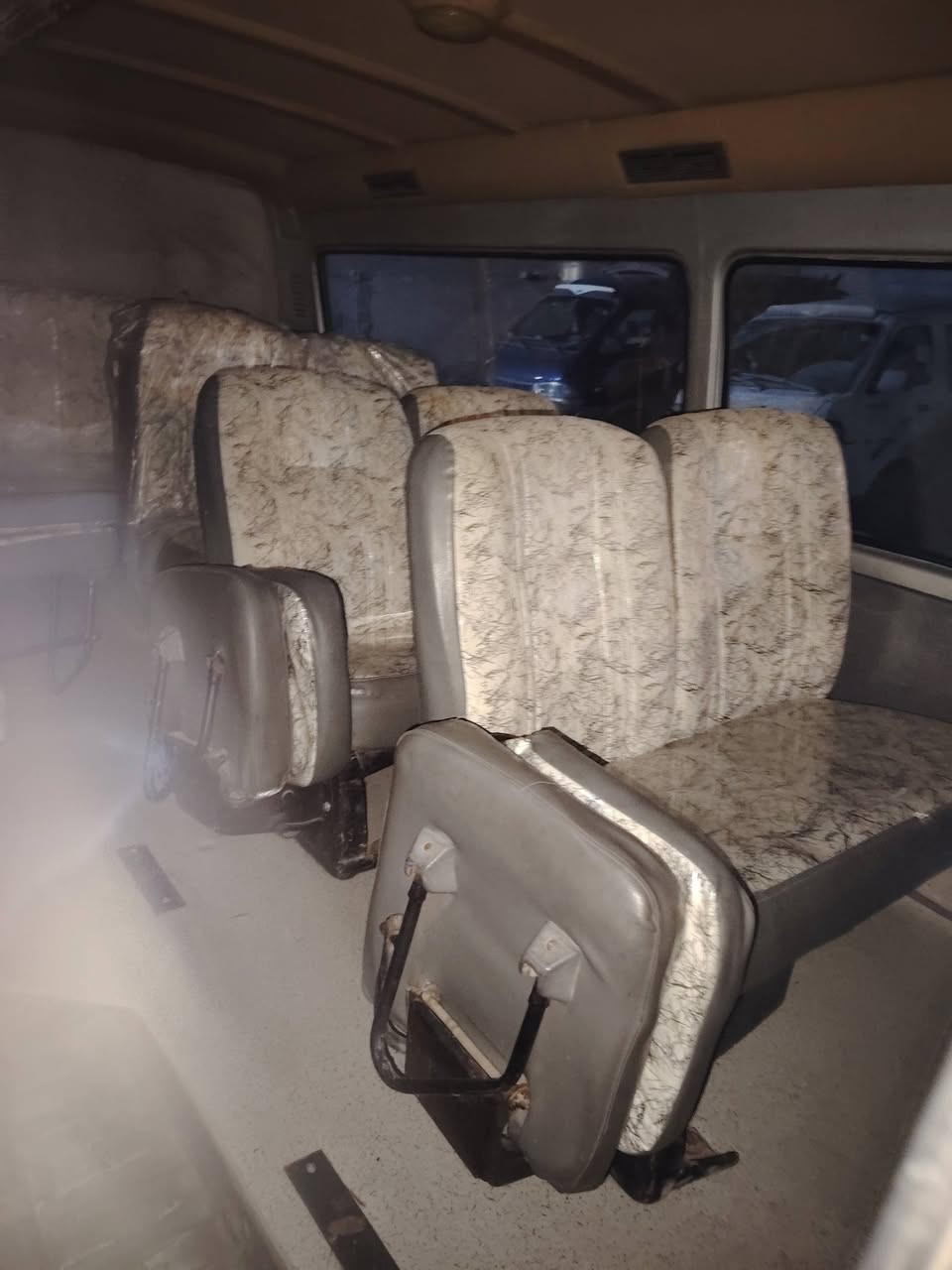 سلام عليكم عندي فتون 2010 للبيع كير اتو ماتيك مكينه بلاديه خير من الله تخم تاير كهربائيات دوشمه جديده رقم نكليزي سياره بسمي سياره كبل للشارع رقم شاصي شعار بل تكمه سعره ب58 وبيه مجال الاستفسار ***********. مكان بغداد المدائن
