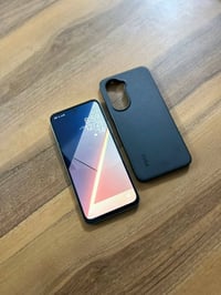 موبايل بوكو m7 للبيع موبايل نظيف صار شهر من اشتريته ذاكرته 256 بي بصمت...