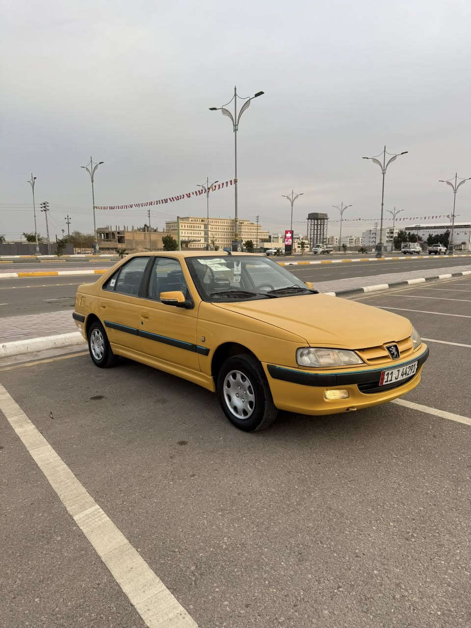 السلام عليكم
بيجو بارص مديل 2015
رقم بغداد انكليزي الجديد سياره كفاله من الصبغ والضربه فقط هلال واحد معمر مكينه وكير مكفولات حداديه اماميه وخلفيه جدد كهربائيات كلها شغاله تخم تاير جديد باتري جديد تبريد تدفئه شغاله سنويه لحد 28 سياره جديده بمعنى الكلمه تاخذها ماتصرف ربع عليها جاهزه 
السعر(48)وبيها مجال 
العنوان /كربلاء طويريج 
رقم /***********
رقم/***********
