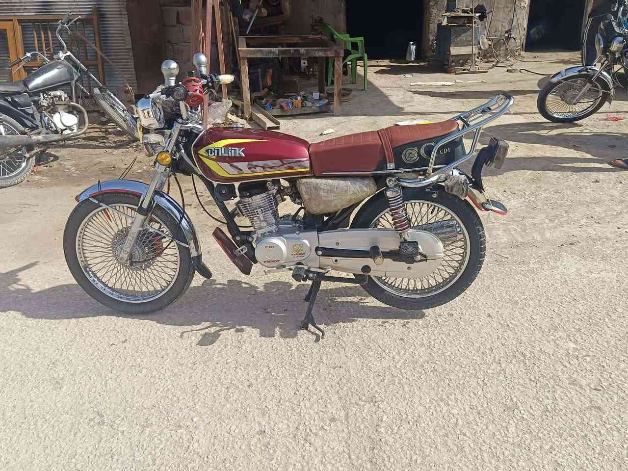 السلام عليكم درجة البيع تيكر مديل 24 مكفواله كفله عمه اوراق مكان القاسم ناحيت الطليعه‏‪***********‬‏
