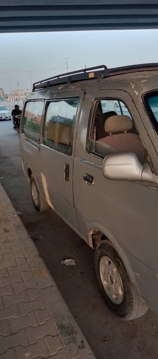 سلام عليكم بريجو للبيع موديل 2002جاهزة السعر المطلوب 50وبيه مجال مكان السيارة نجف  الاتصال على الرقم *********** 
كير ومكينة وحدادية مشروطة

