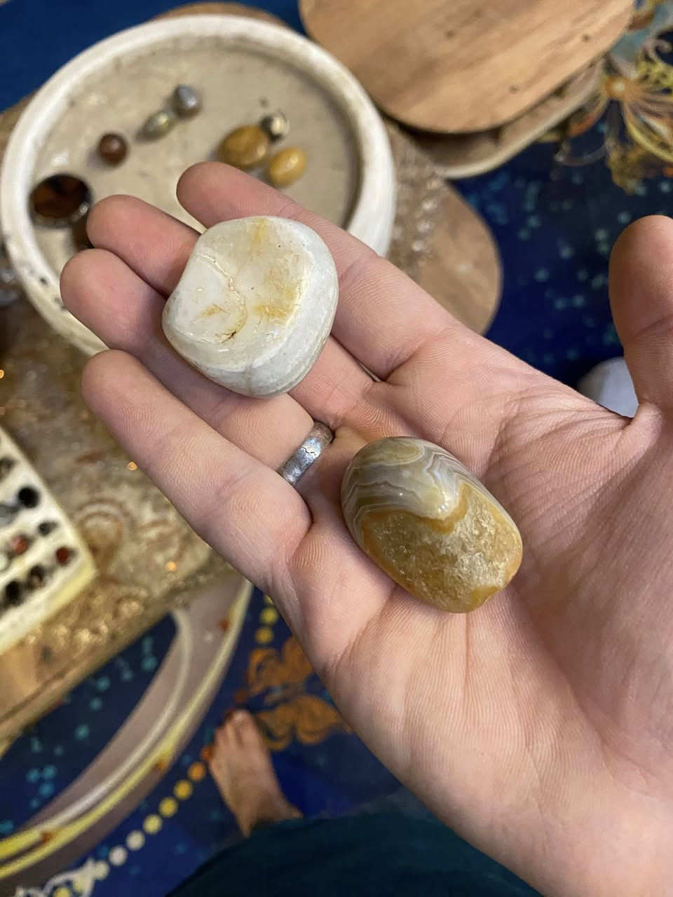 احجار كريمه أزواج للبيع التواصل واتساب ***********
