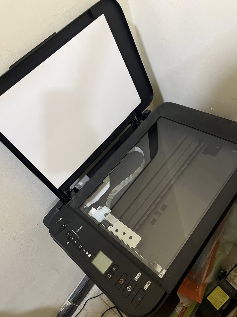 طابعة كانون TS3340 استخدام قليل نظيفة فقط تحتاج كاترج حبر مع جميع ملحقاتها بسعر 45 الف


**إذا كنت صاحب هذا الإعلان وتريد حذفه لأي سبب، رجاءا أرسل رسالة إلى الدعم الفني**