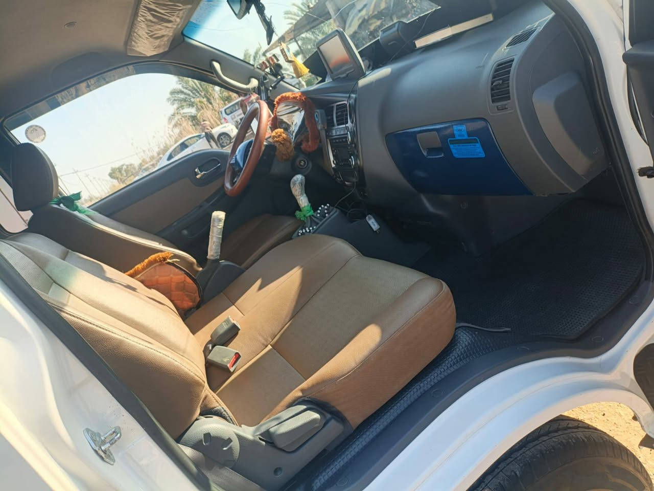 سلام عليكم 
البيع كياء غاز بلدي موديل ٢٠٢٢
الموصفات فول وربع ٦دكم كشنات تبريد 
تحكم ستيرن رقم بغداد بسمي سبير مانازل 
صدار شركه سياره على وضع الشركة 
ماشيه حقيقي 70 سياره جديده كلش واحله من الصوره 
المكان واسط الصويره 
الستفسار ***********
السعر 187وبيها مجال 
مكالف بنشر الستفسار رقم صاحب السيارة موجود
