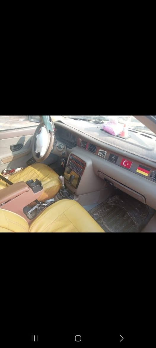 السلام عليكم بسبب الوعود الكاذبه اعيد النشر.
سمند ١٠ كير عادي رقم دولي جديد سيارة تكسي مكينه فرنسي وكير كشنات جلد سنويه ٢٩  راعيه بل الشطره مصفره هيأه وغرامات
للبيع او مراوس بسياره خصوصي للاستفسار ***********
