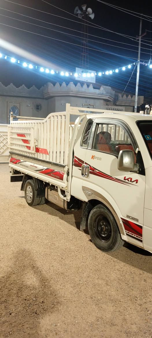 السلام عليكم ورحمة الله وبركاته سياره كيه عموشه للبيع رقم الانبار سياره نضيفه حيل مكفوله من ضربه وصبغ ومكفوله من كير ومحرك واكسل /تدفئه تبريد شغال كلشي سياره نضيفه حيل رقم صاحب السياره ***********/***********
