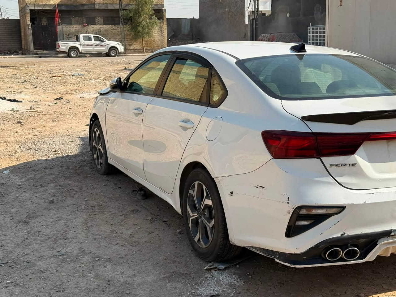 السلام عليكم مكلف بل نشر ما متواجد على الفيس
للبيع فورتي 2019 رقم أربيل تحويل مباشر السياره تعرضت الحادث وتنباع على حادثه مثل ما موضح بل صور مكان السياره بغداد للاستفسار ☎️***********
