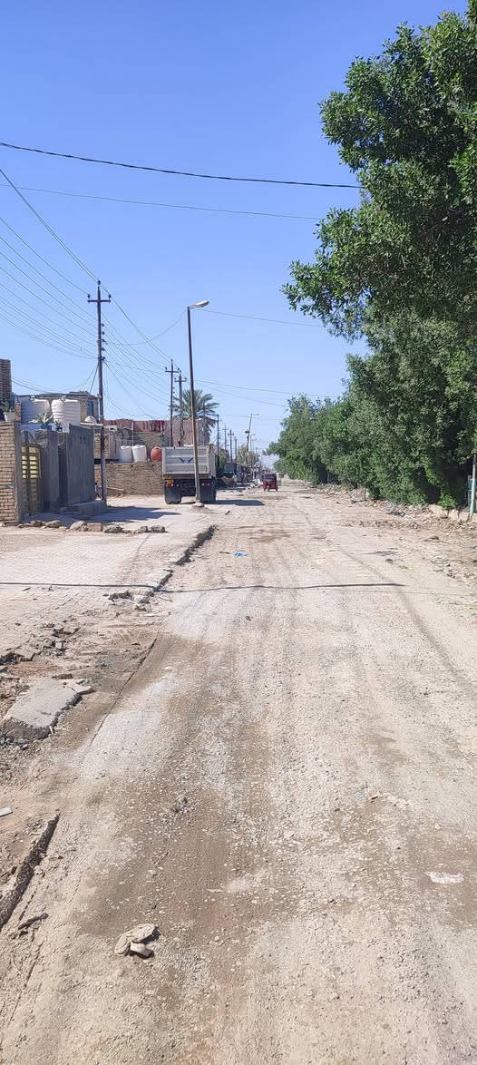 سلام عليكم بيت 200متر طابو صرف بصف الركن شارع الشمري قرب المصور هاشم العراقي الاستفسار على الرقم ***********
