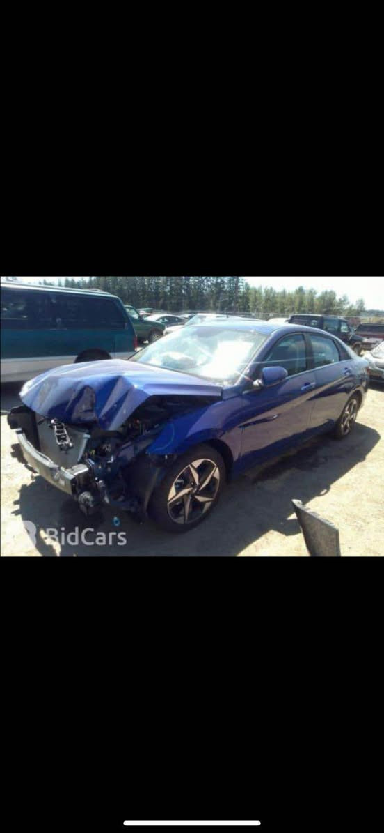 سياره الالنترا معوقين مثنى موديل ٢١  وارد أمريكي  فول موصفات بصمه تنته محرك ٢٠٠٠ دوش التقرير كدامك مكان السياره مكانه بصره زبير وكاله عامه للاستفسار *********** السعر ١٣٠ وبيه مجال قليل الزبير, البصرة
