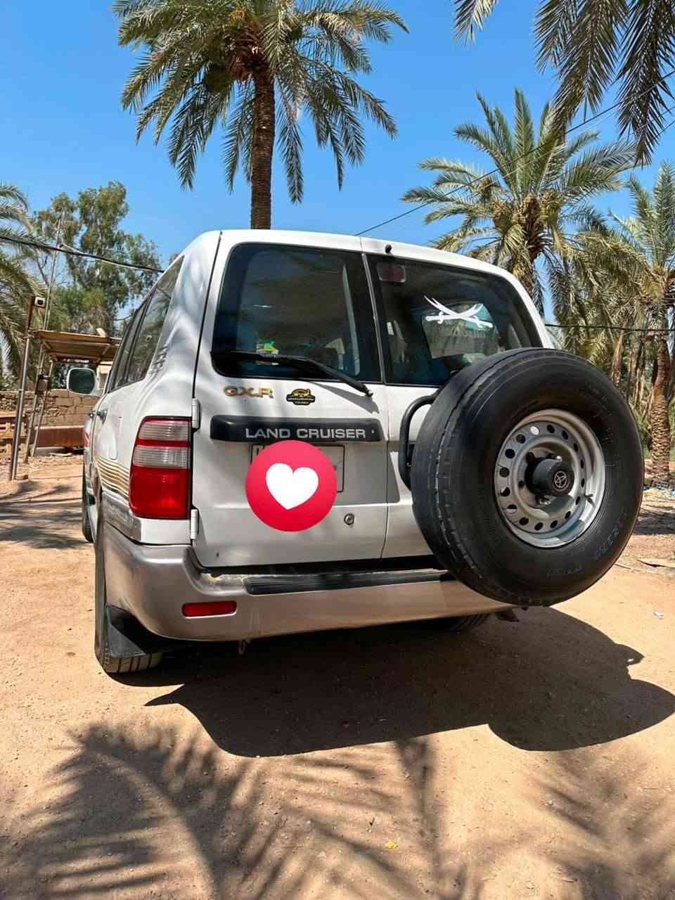 سلام عليكم لاندكروز مونيكا موديل 2001 السياره مصبوغه عام جماليه حداديه تخم تاير كير محرك خير من الله رقم اربيل انكليزي.مكان السيارة النجف      الاستفسار ***********
