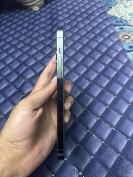 13 برو ماكس
لون زيتوني
الذاكره 128
البطاريه 85
الجهاز نضيف شخط مابي وممبدل بي شي غراضه كامله 
سعره 670 الف
عنواني شهداء السيديه
***********
