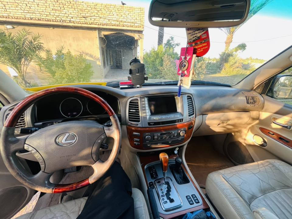 Lexlis2004 lx470 V8
لكزس 2004 رقم سليمانيه 
مكفوله فقط بنيد كلير 
تحويل شوكت متريد 

فول مواصفات 

1-جكات هيدروليك تصعيد تنزيل 

2-كشنات خزن ميموري 

3-كشنات تدفئه 

4-فتحة سقف 

5-شاشه الاصليه وكاله 

6-ستيرن كهربائي ويه السويج 

7-مري كهرباء شفط 

8-مري قلاب ويه الرجوع 

9-كشنات جلد

10-كروز تثبيت سرعه 

11-كشنات الاماميه كهرباء 

12-تحكم ستيرن 

13-سيدي 5 اقراص

14-محرك 8 سلندر 4700

مكان السياره صلاح الدين الدجيل 

سعر 220 
للاستفسار اكثر اتصل
***********
