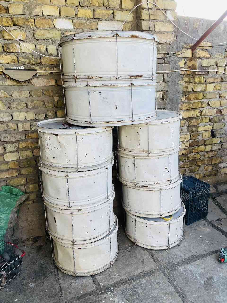 سلام عليكم خدام الحسين هذن للبيع العدد الدمام الزغير 12 واحد ولكبار 4 سعرهن الزغير ب 15 / ولجبير سعره 25 زينات حته أشعه بيهن رايدلهن بس ترتيب هنه هذن كدامكم ولحاب يتواصل هاذ رقمي ‭٠٧٧٢ ٨٦٤ ٢٠٧٤‬
