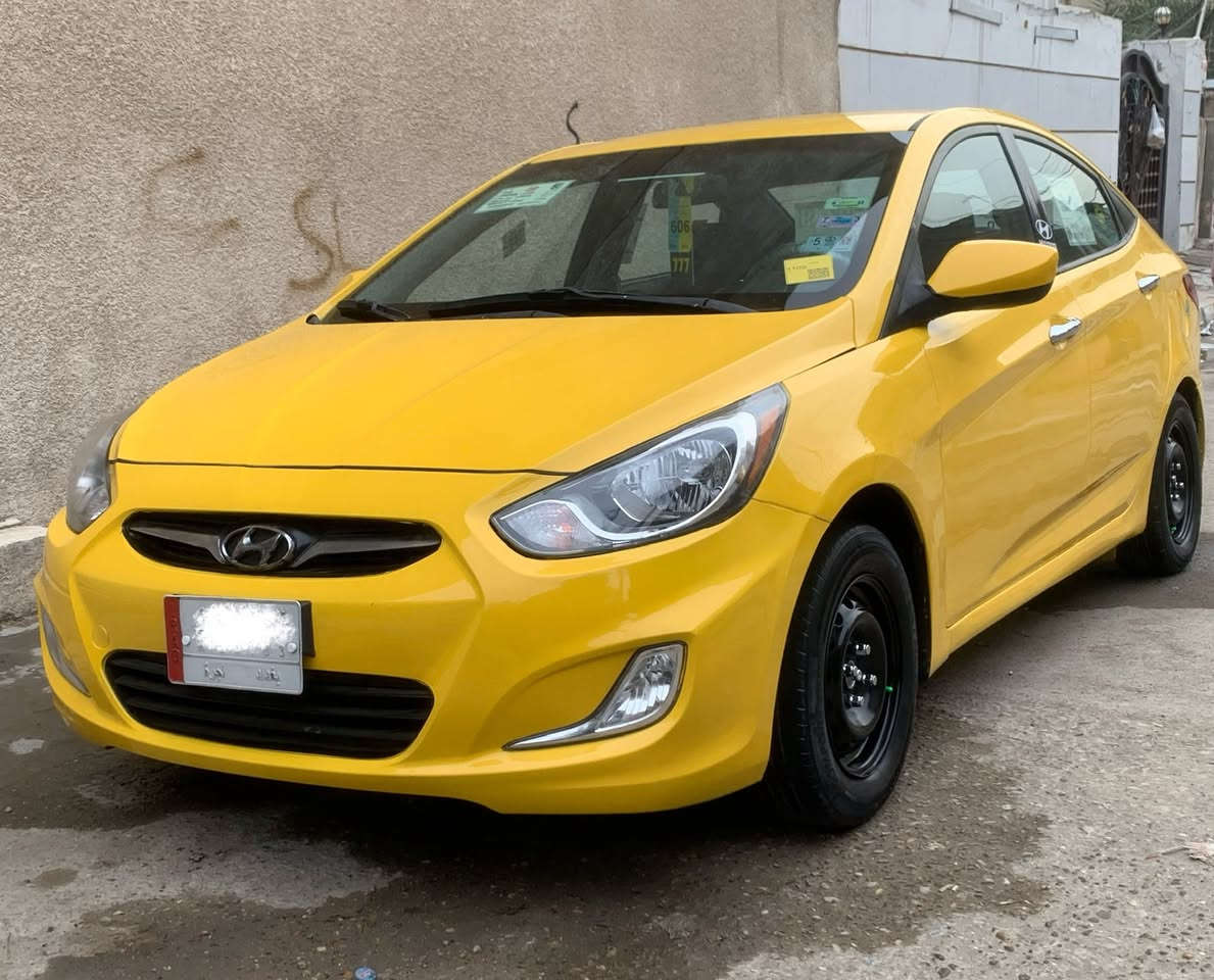 اكسنت موديل 2012السعر 76
وارد أمريكي حادثها جاملغ امامي 
مكينة 1600 
كير مكينة صدر تبريد حدادية كهربائيات 
جاهزة مابيها اي نقص كبل للشارع 
احلى من الصور مذب عليها ربع 
رقم بغداد مكاني البلديات 
‭0776 607 1117
