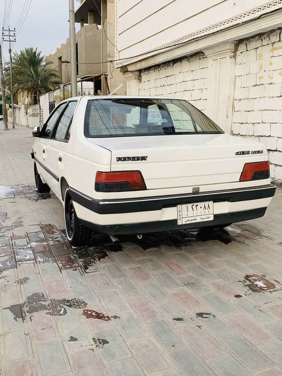 السلام عليكم بيجو 405موديل 2010كفاله عامه سياره لافتح ولاتبديل رقم قادسيه سنويه ل28سياره جديده بمعنى الكلمه داخل بيجي مو اسود تخم تاير حداديه مكينه كير كله جديد سياره ماعايزه برغي شرط ابيعك سونار  سعر ب48وبيه مجال بسيط مكاني ديوانيه ***********///////***********
